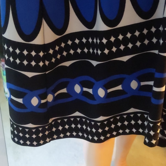 Bisou Bisou Dress - Picture 2 of 3